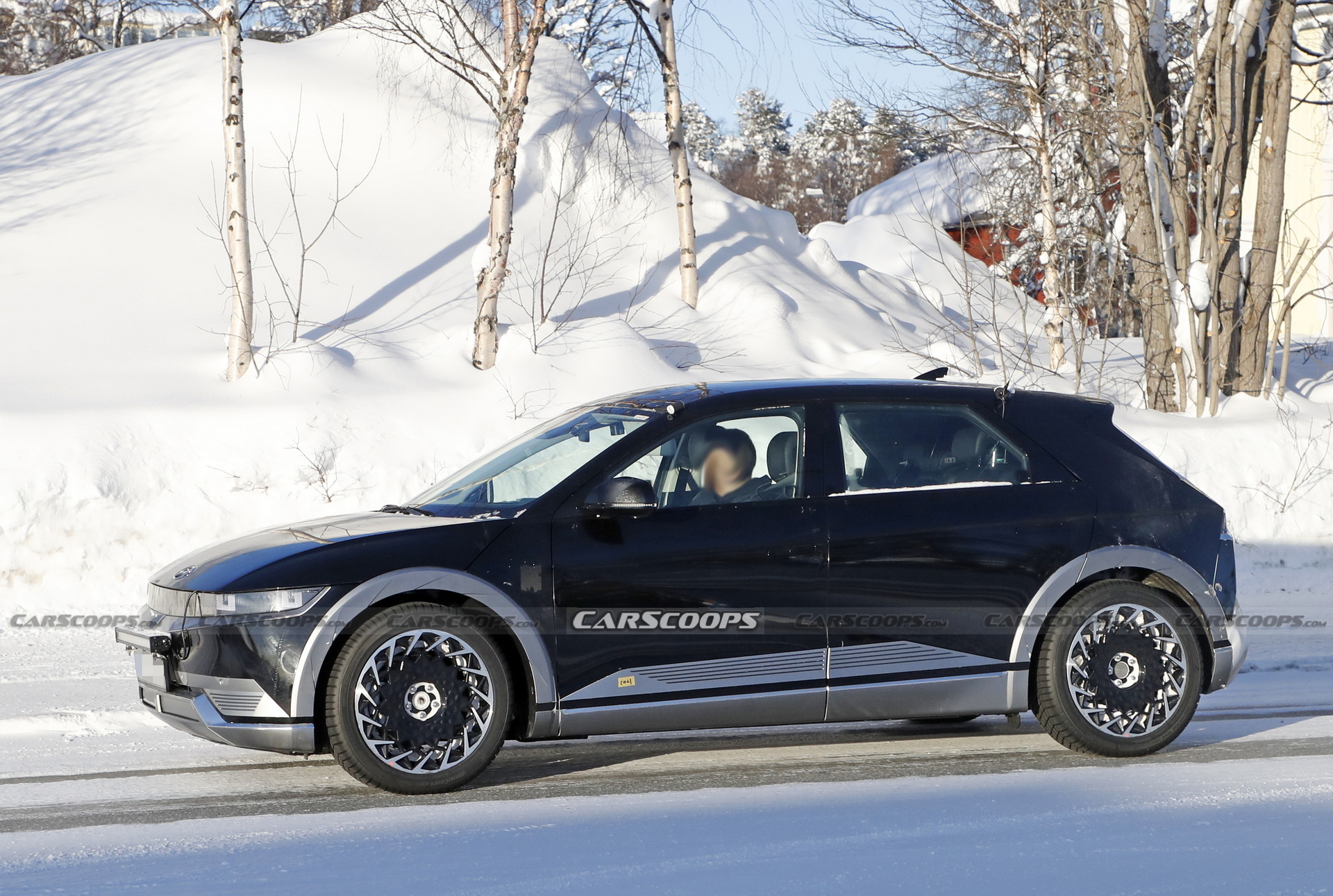 See What Hyundai’s New Ioniq 5 EV Looks Like Out In The Real World