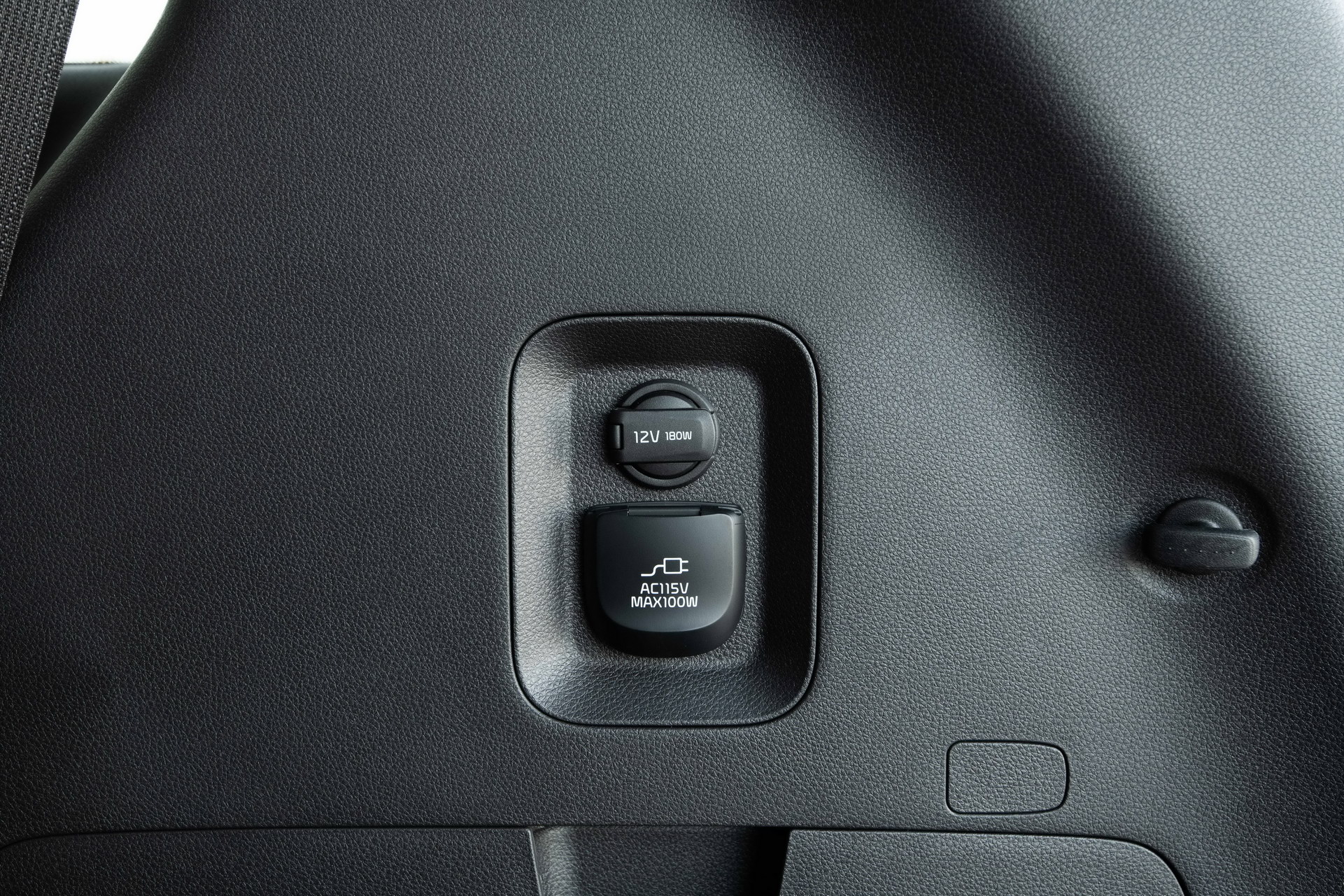 America’s 2022 Kia Carnival Is A 290 HP, 7 To 8 Passenger, 3,500 Pound Towing “Multi Purpose Vehicle”