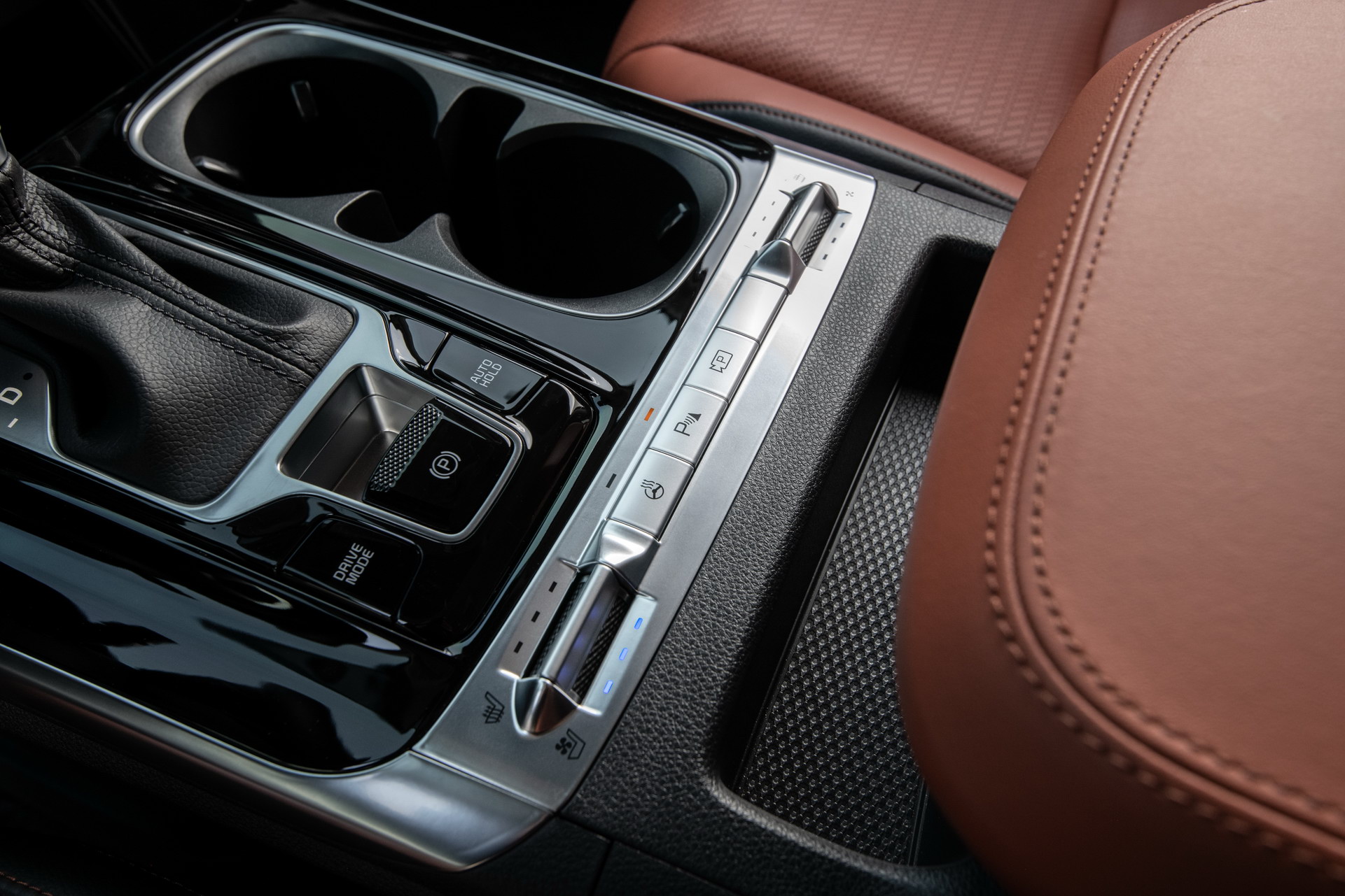 America’s 2022 Kia Carnival Is A 290 HP, 7 To 8 Passenger, 3,500 Pound Towing “Multi Purpose Vehicle”