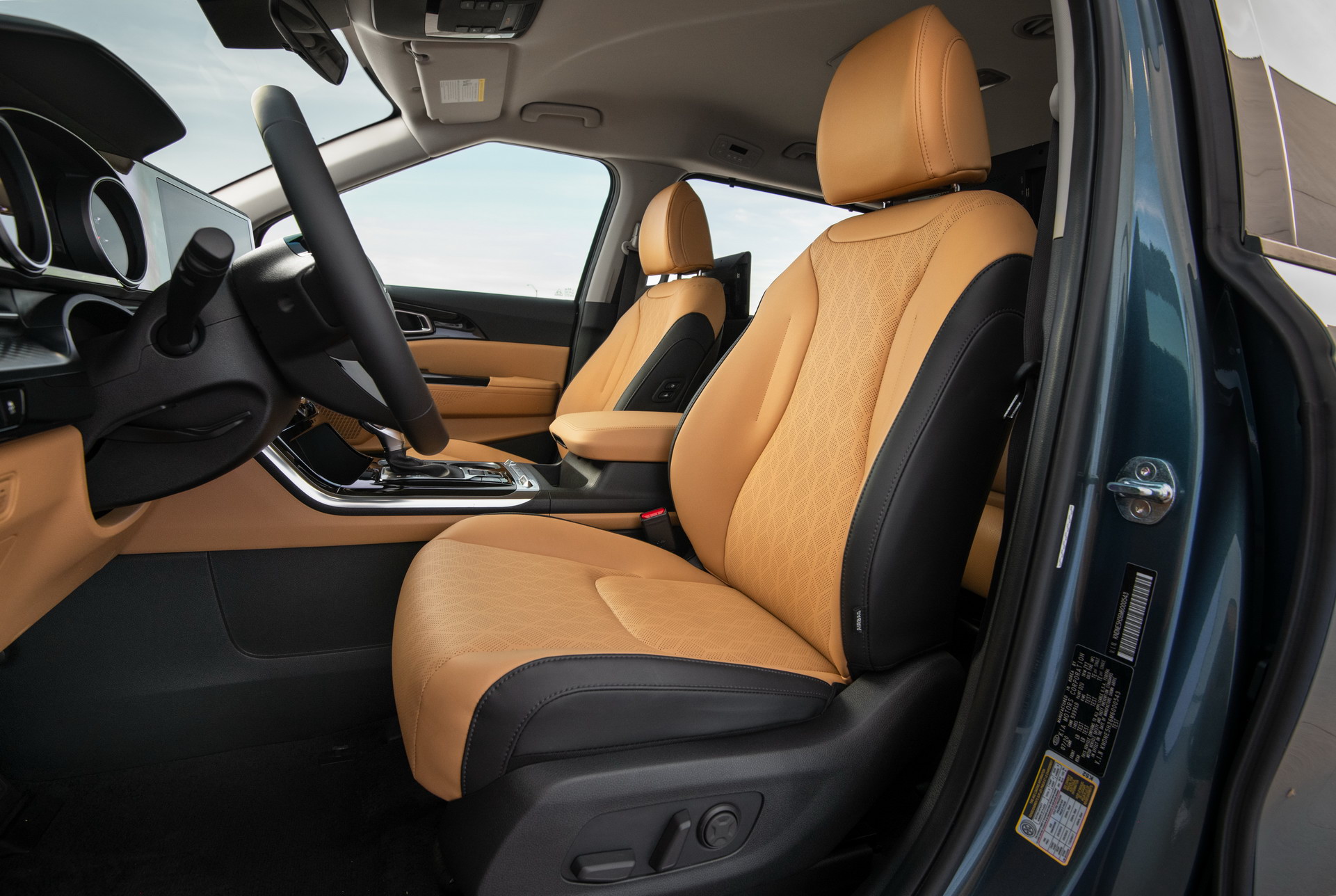 America’s 2022 Kia Carnival Is A 290 HP, 7 To 8 Passenger, 3,500 Pound Towing “Multi Purpose Vehicle”