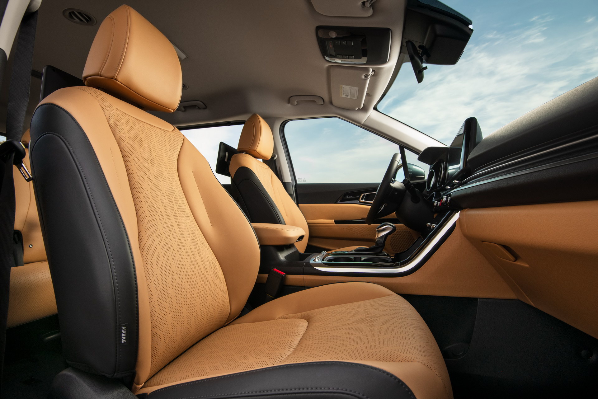 America’s 2022 Kia Carnival Is A 290 HP, 7 To 8 Passenger, 3,500 Pound Towing “Multi Purpose Vehicle”