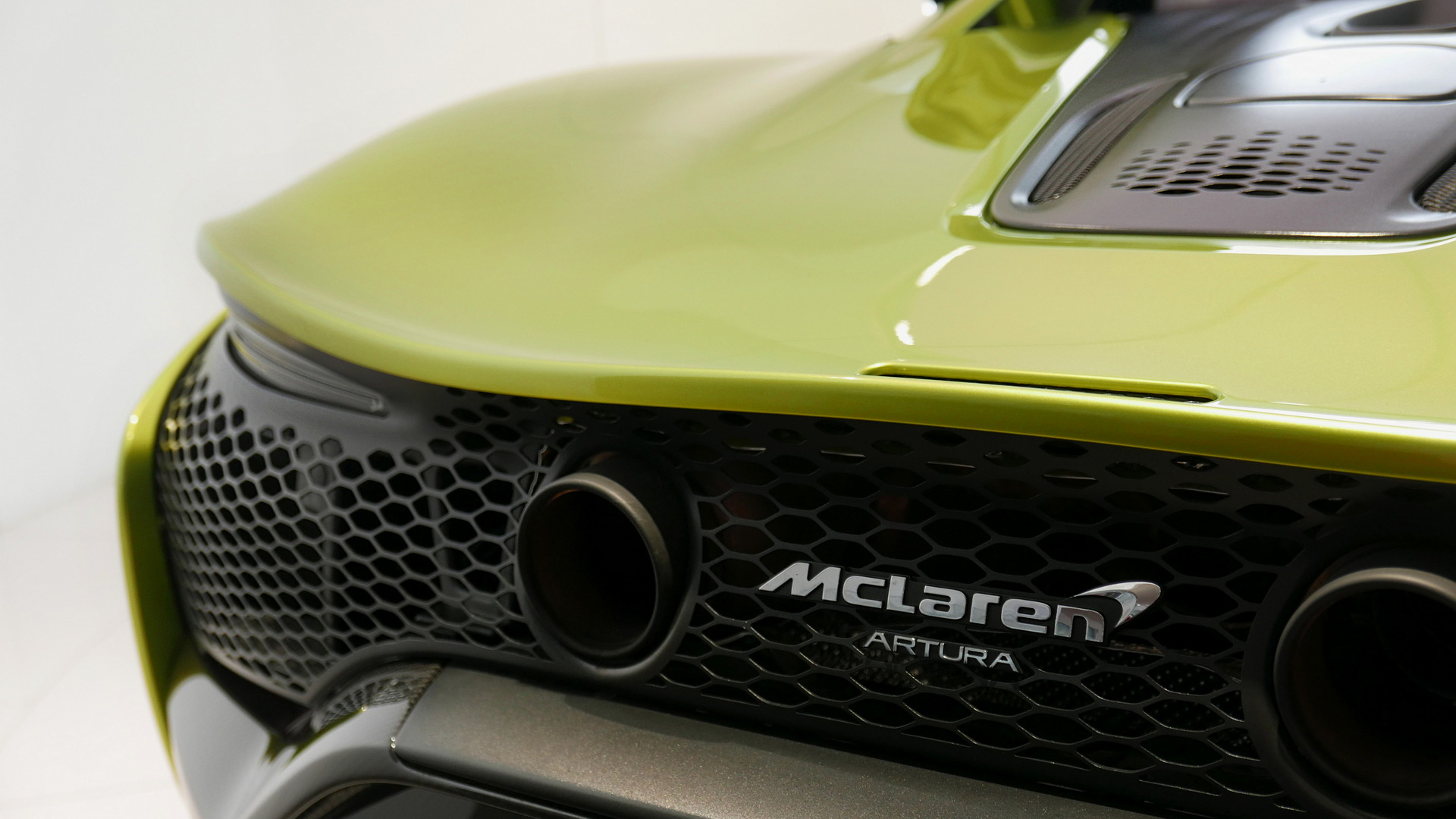 We Check Out The First 2022 McLaren Artura To Hit U.S. Shores In Person