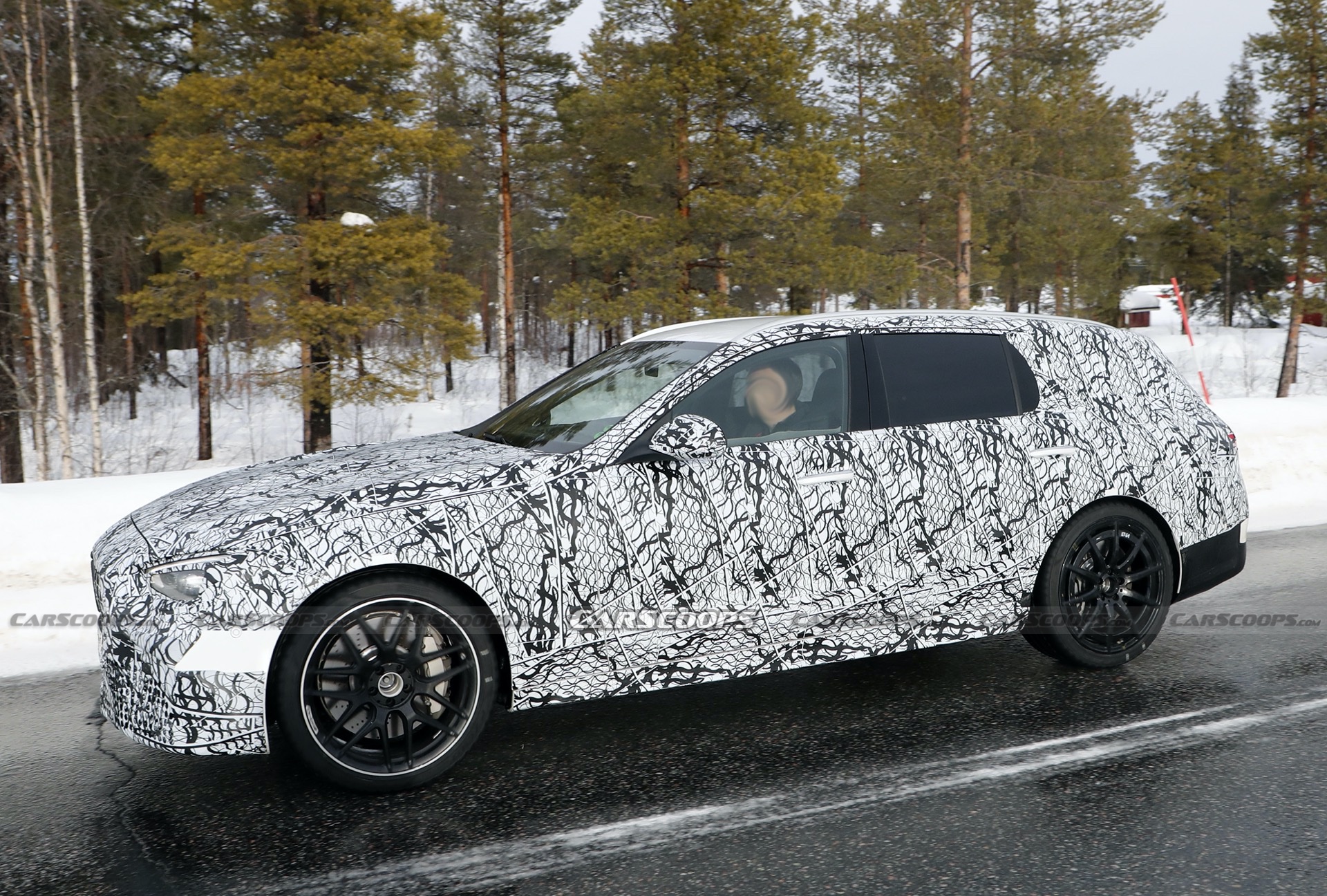 All New 2022 Mercedes-AMG C63 And C63 Wagon Spied Together For The First Time