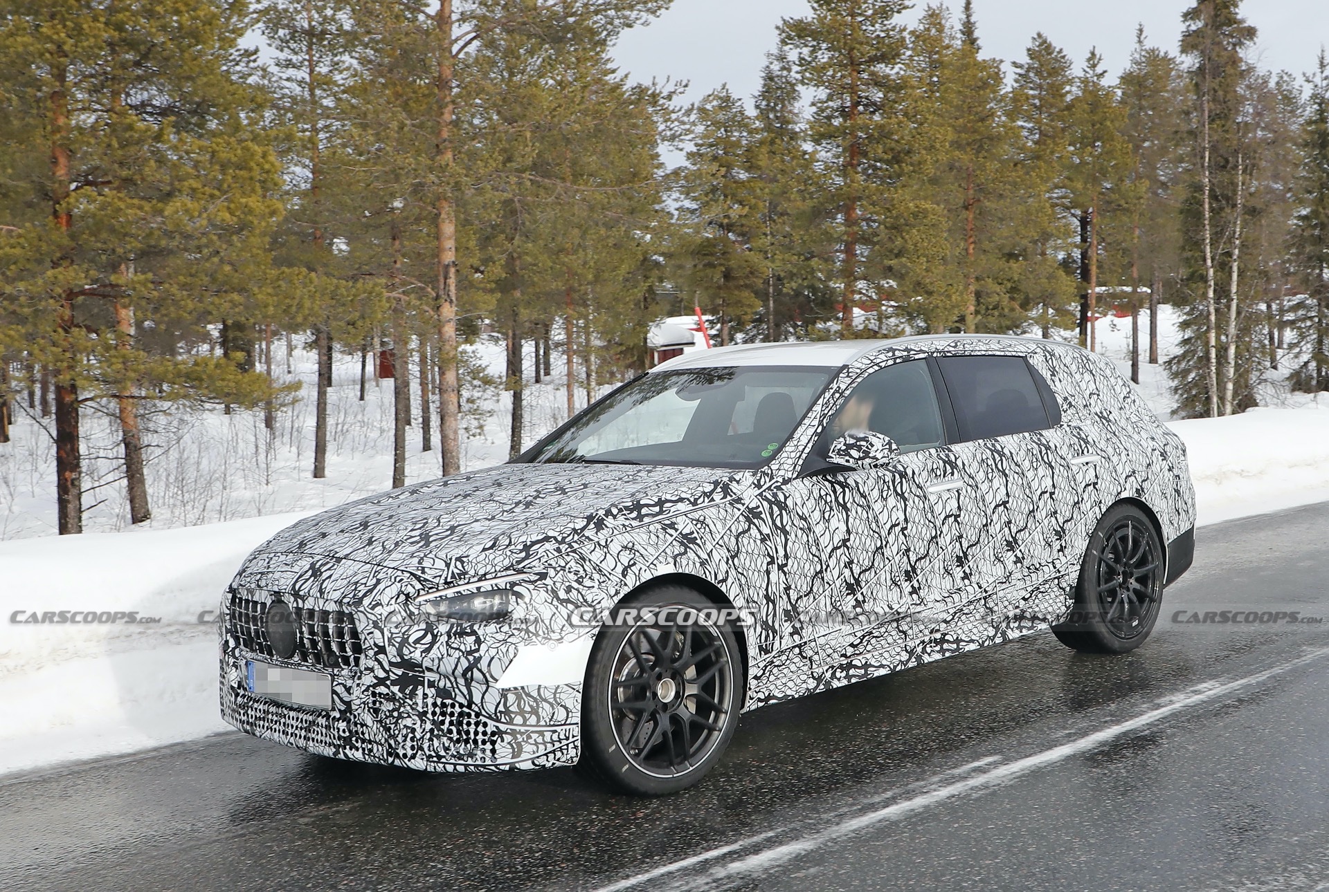 All New 2022 Mercedes-AMG C63 And C63 Wagon Spied Together For The First Time
