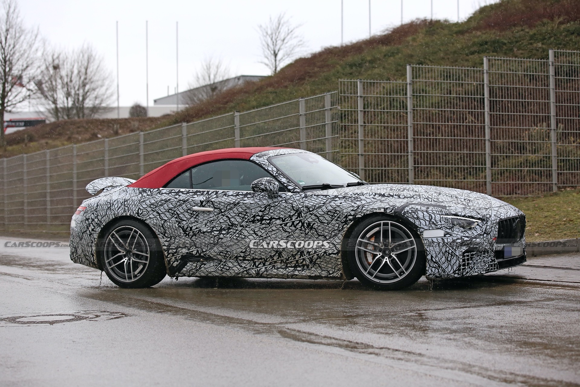 2022 Mercedes-AMG SL Shows Off Contrasting Red Roof In Latest Spy Shots
