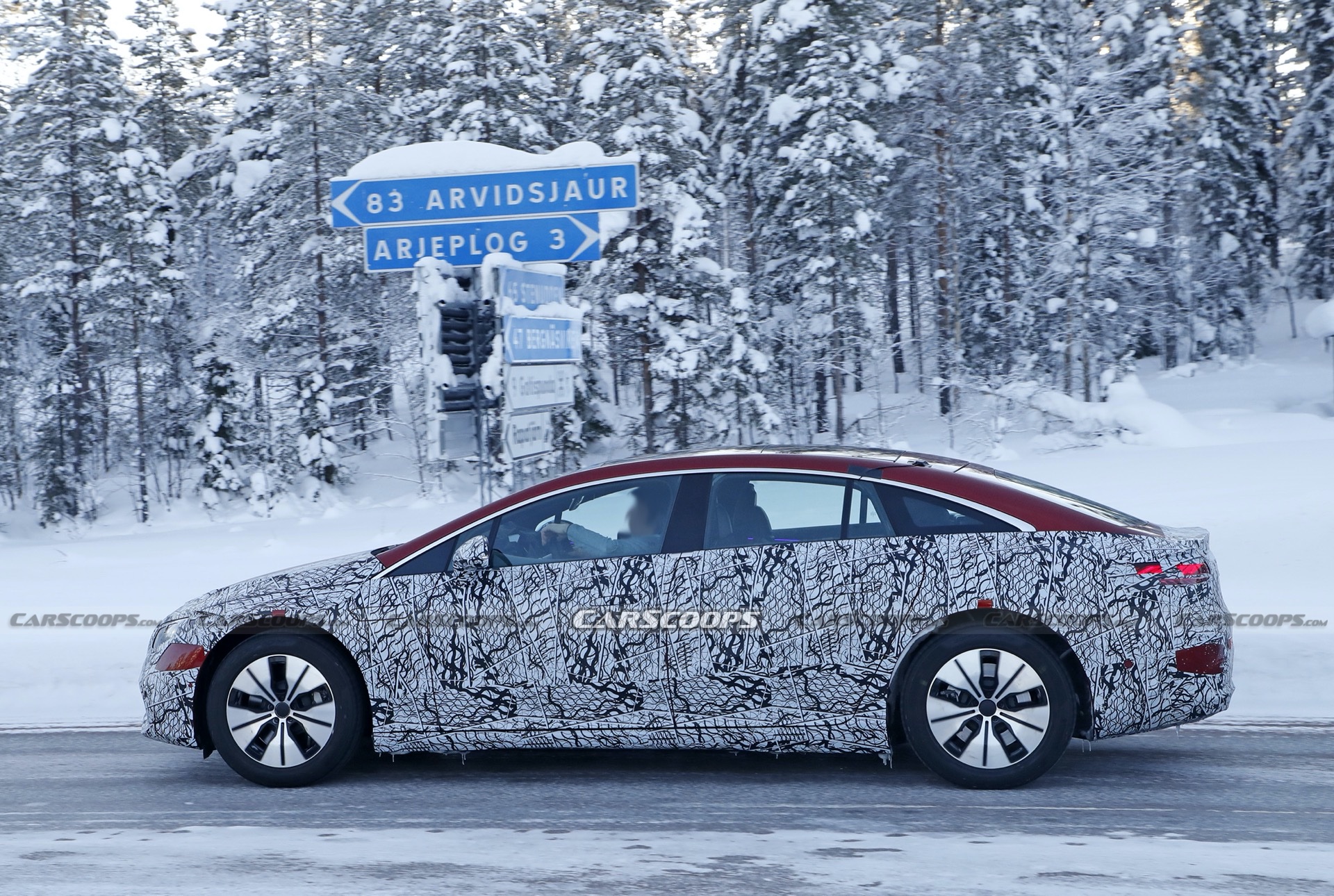 Mercedes’ 2022 EQS Electric Sedan Is Coming To Challenge The Audi E-Tron And Tesla Model S