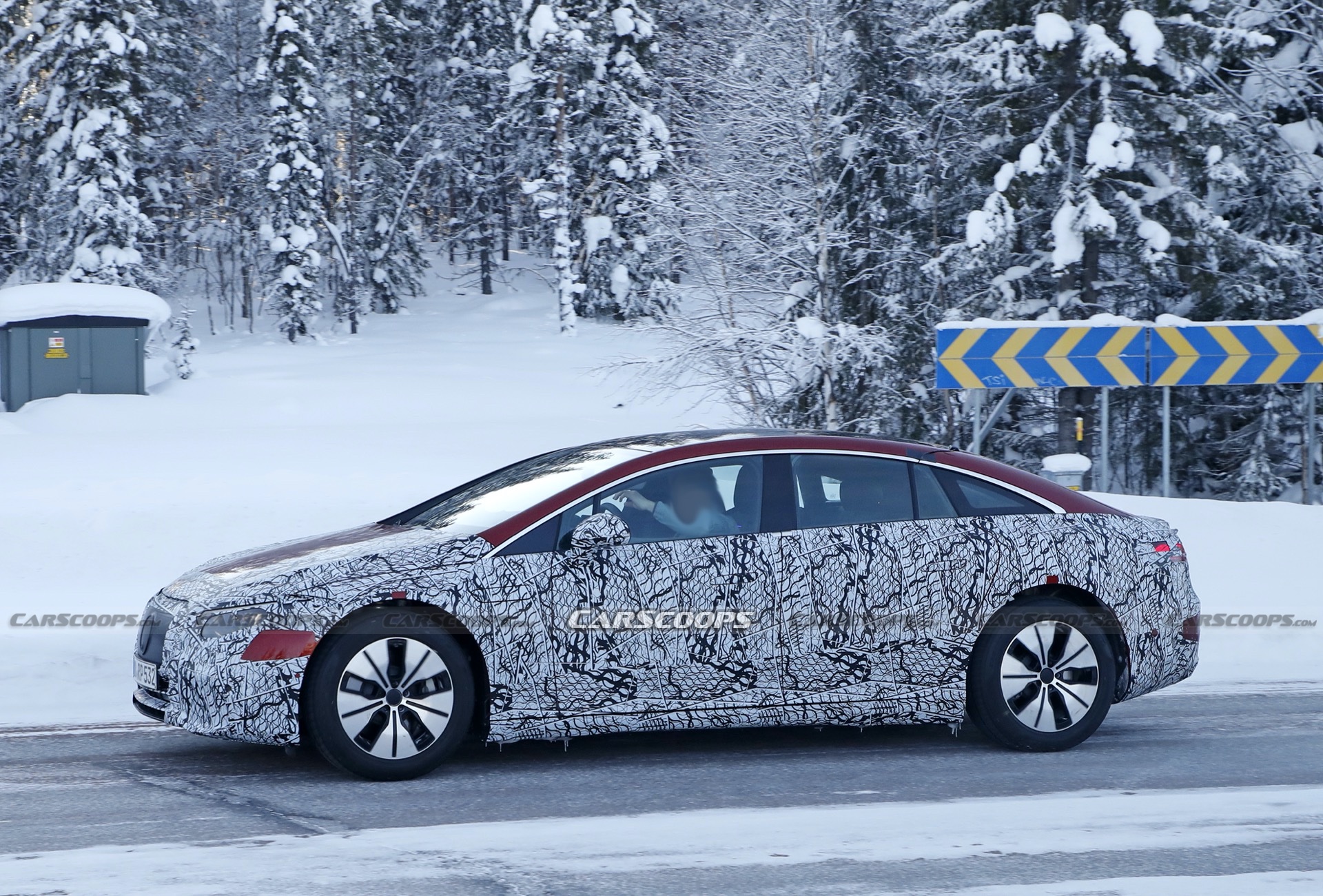 Mercedes’ 2022 EQS Electric Sedan Is Coming To Challenge The Audi E-Tron And Tesla Model S