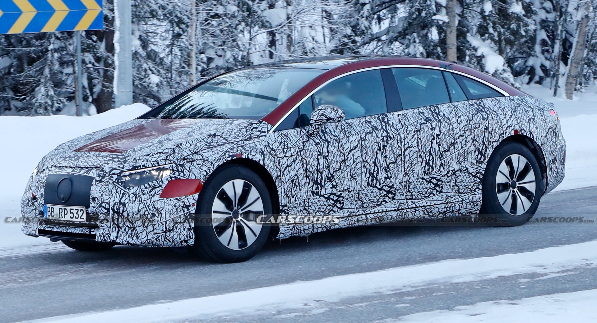 Mercedes’ 2022 EQS Electric Sedan Is Coming To Challenge The Audi E-Tron And Tesla Model S