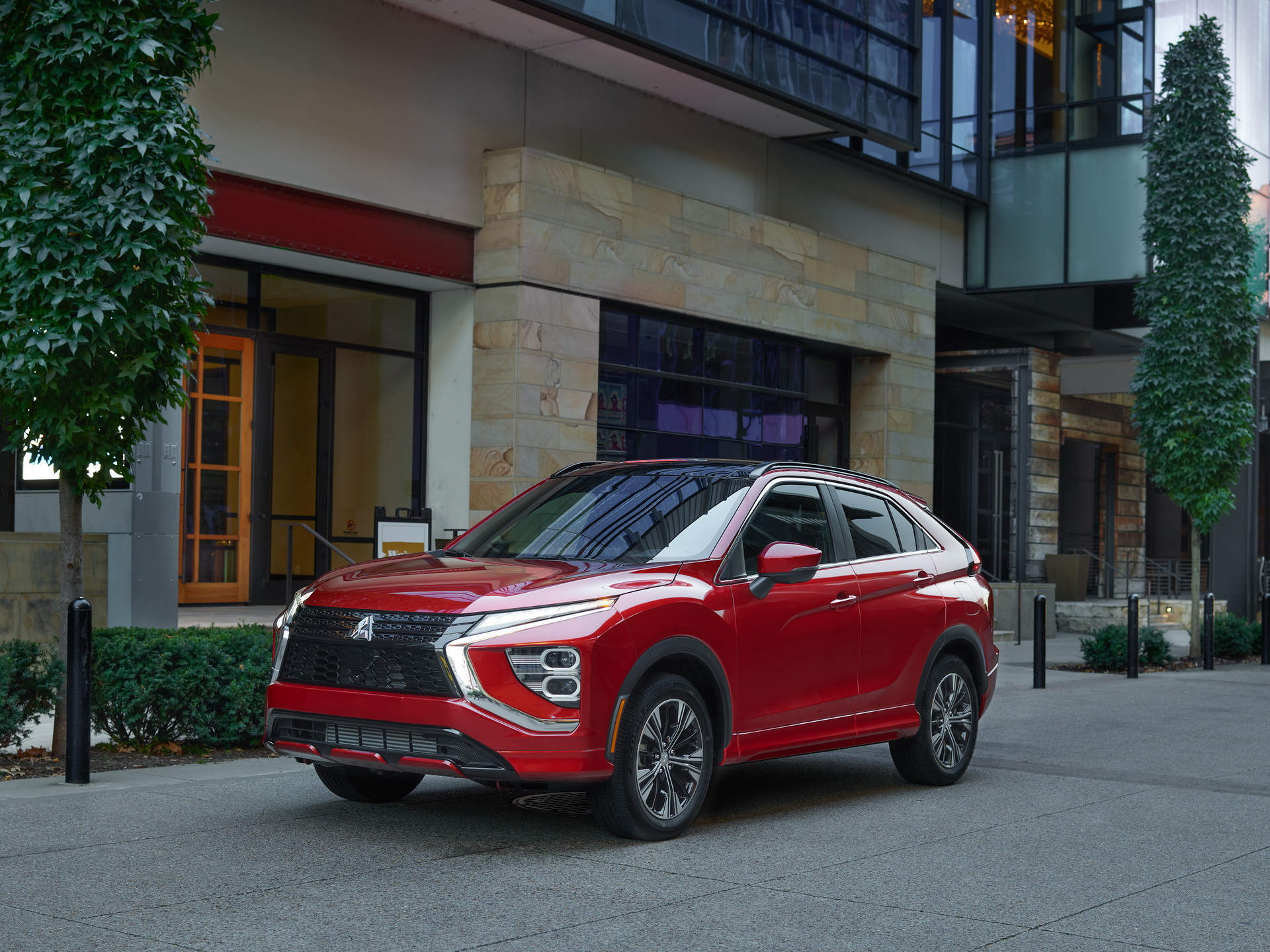 Face-Tweaked 2022 Mitsubishi Eclipse Cross Arrives In The U.S. From $24,590