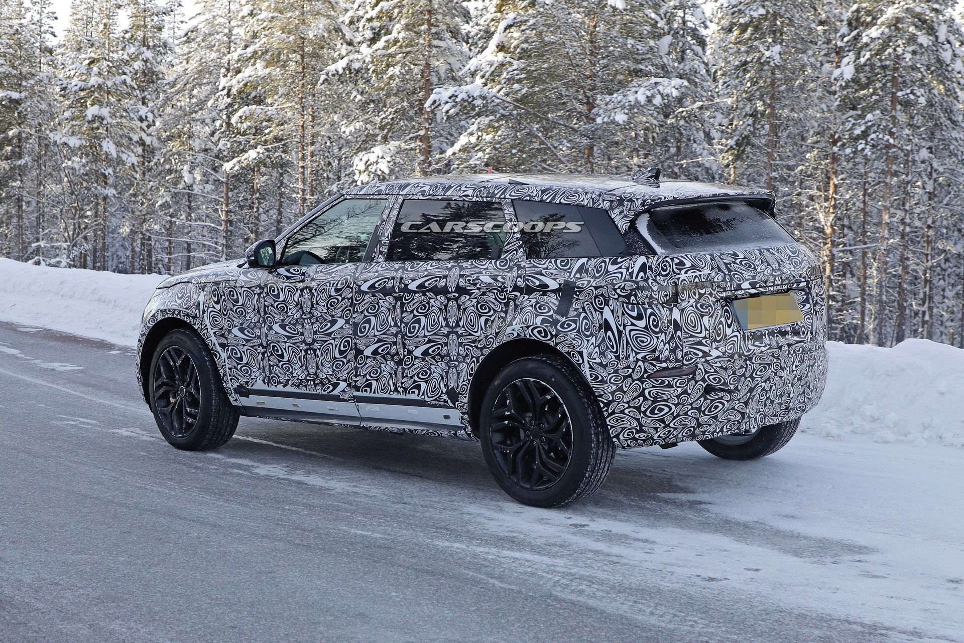 2022 Range Rover Evoque LWB Spied, Can’t Come Soon Enough For Second-Row Passengers