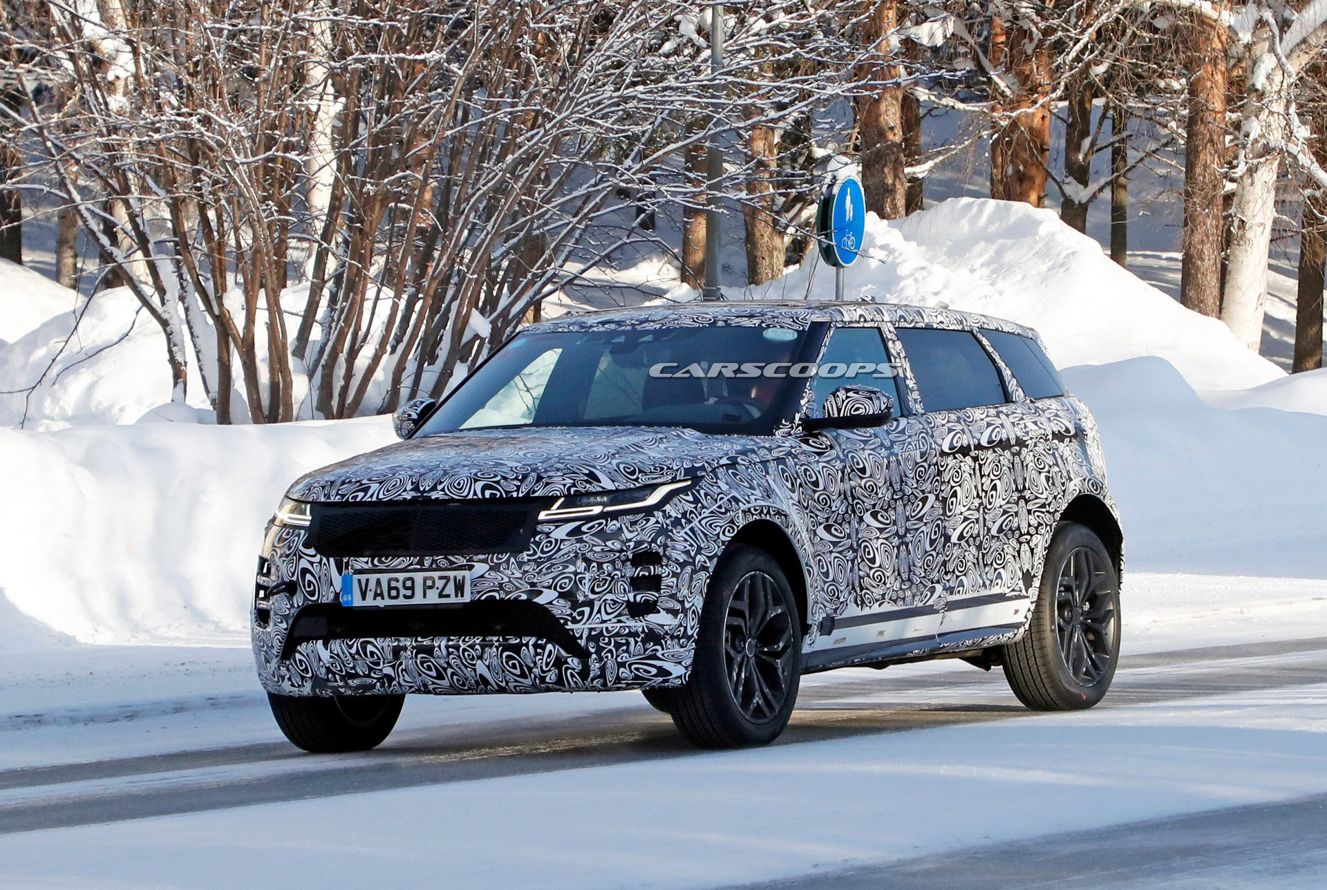 2022 Range Rover Evoque LWB Spied, Can’t Come Soon Enough For Second-Row Passengers