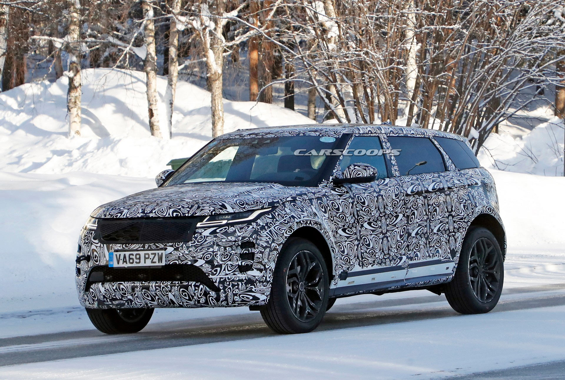 2022 Range Rover Evoque LWB Spied, Can’t Come Soon Enough For Second-Row Passengers