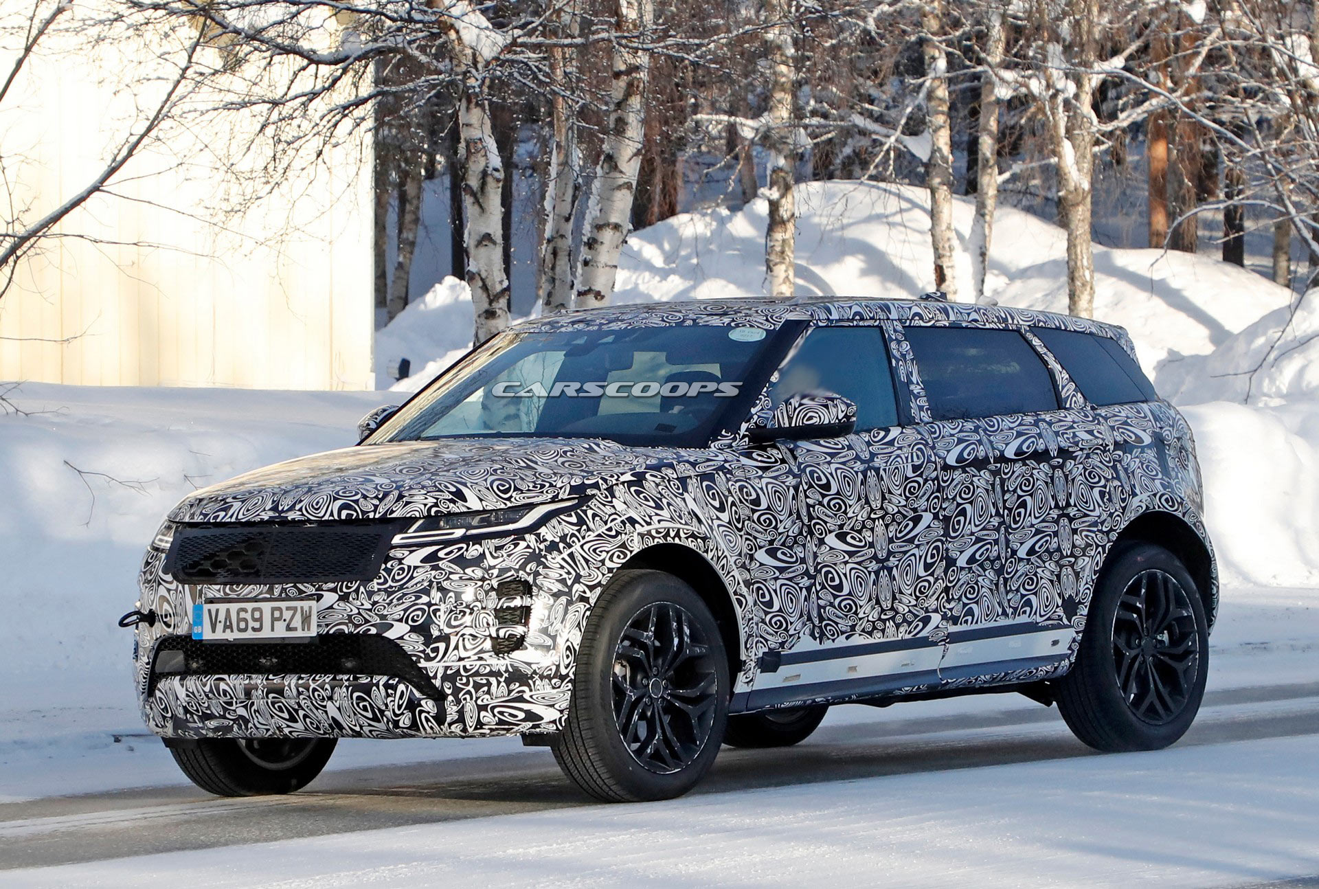 2022 Range Rover Evoque LWB Spied, Can’t Come Soon Enough For Second-Row Passengers