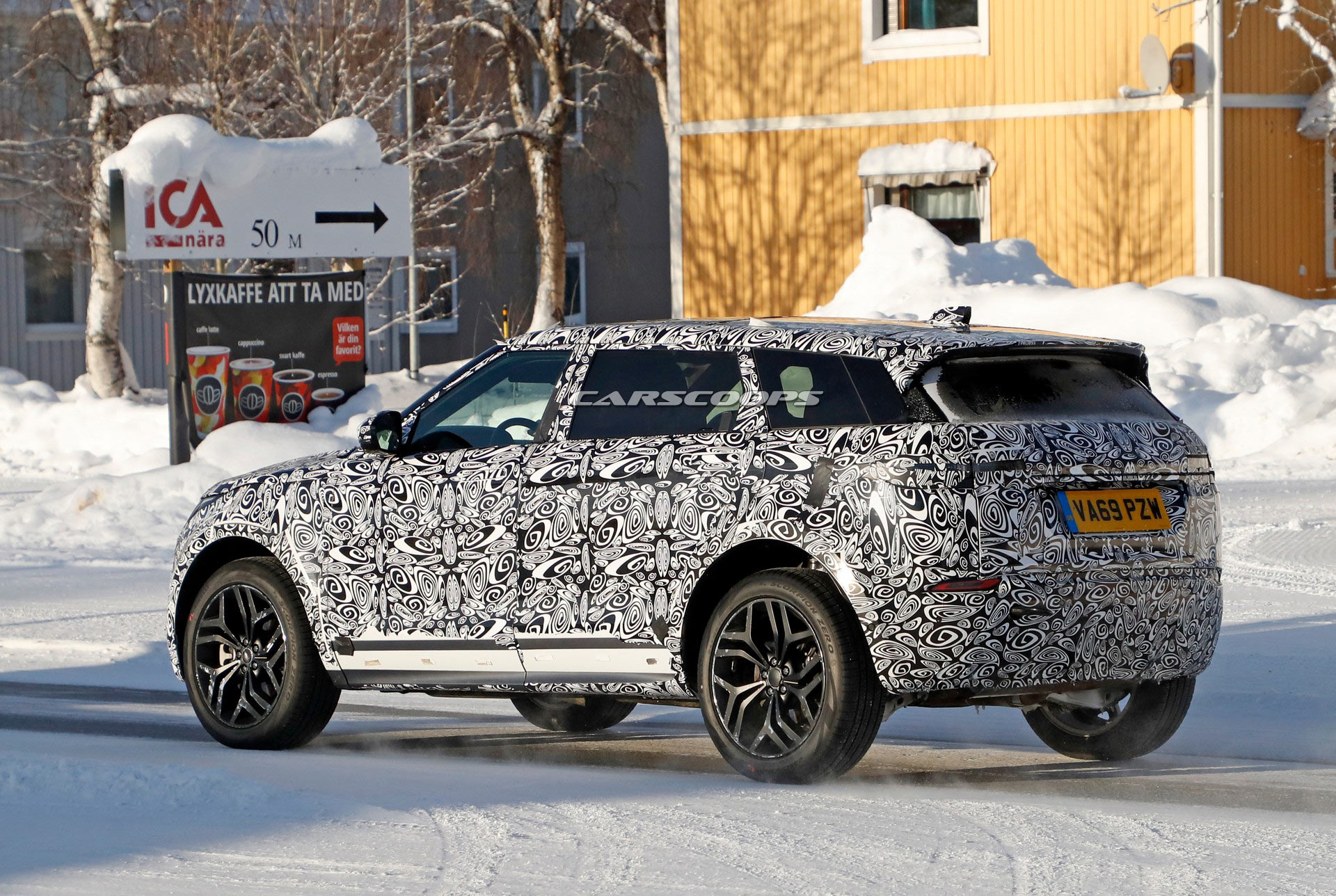 2022 Range Rover Evoque LWB Spied, Can’t Come Soon Enough For Second-Row Passengers