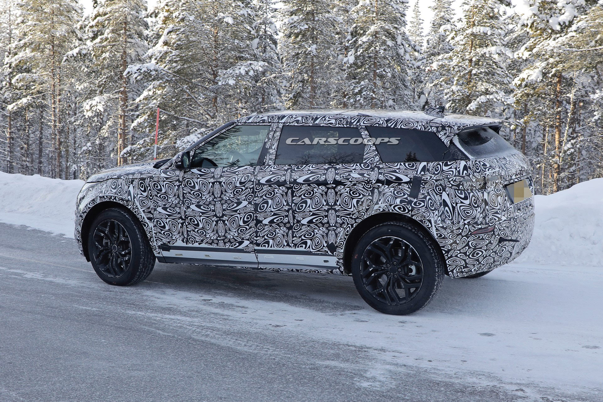 2022 Range Rover Evoque LWB Spied, Can’t Come Soon Enough For Second-Row Passengers