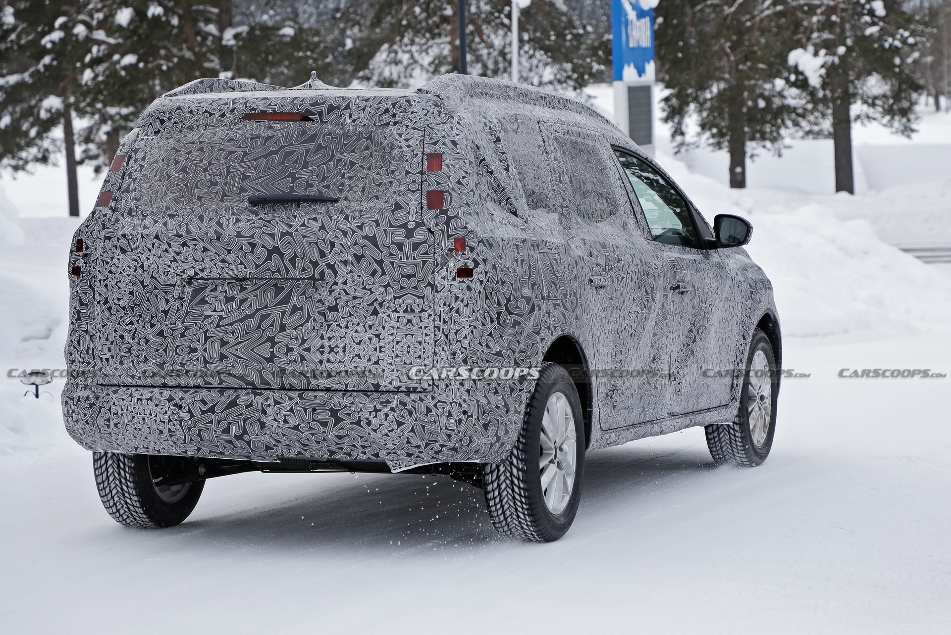 2022 Dacia Logan MCV Wagon Spied Testing For The First Time
