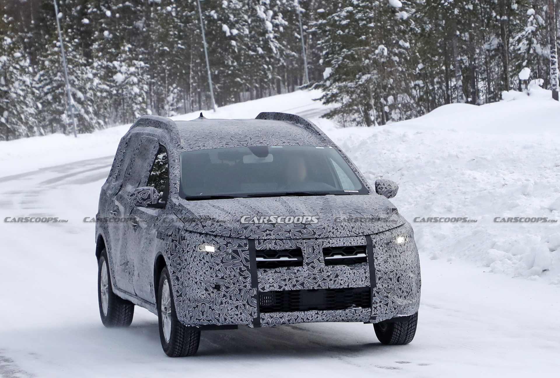 2022 Dacia Logan MCV Wagon Spied Testing For The First Time