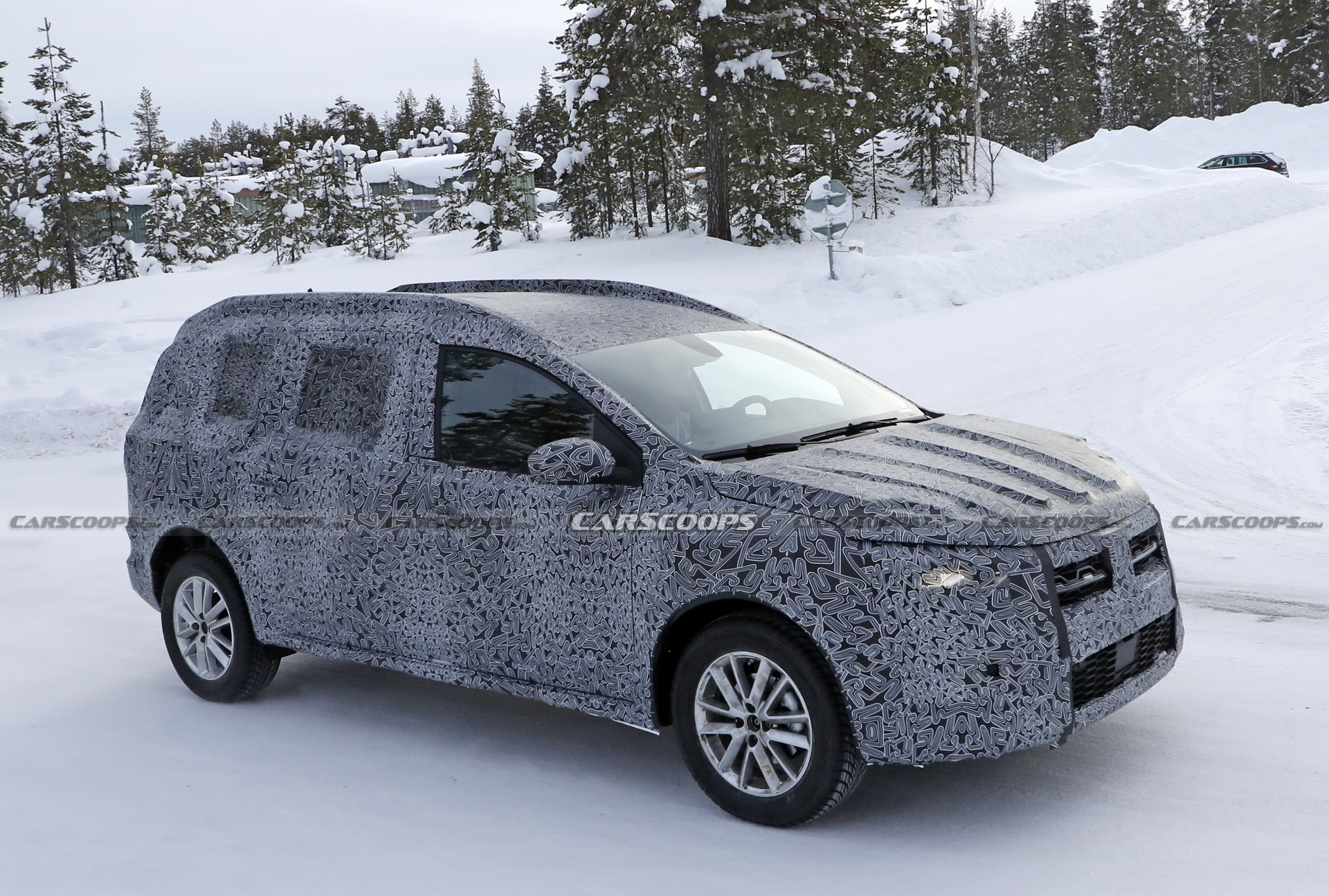 2022 Dacia Logan MCV Wagon Spied Testing For The First Time