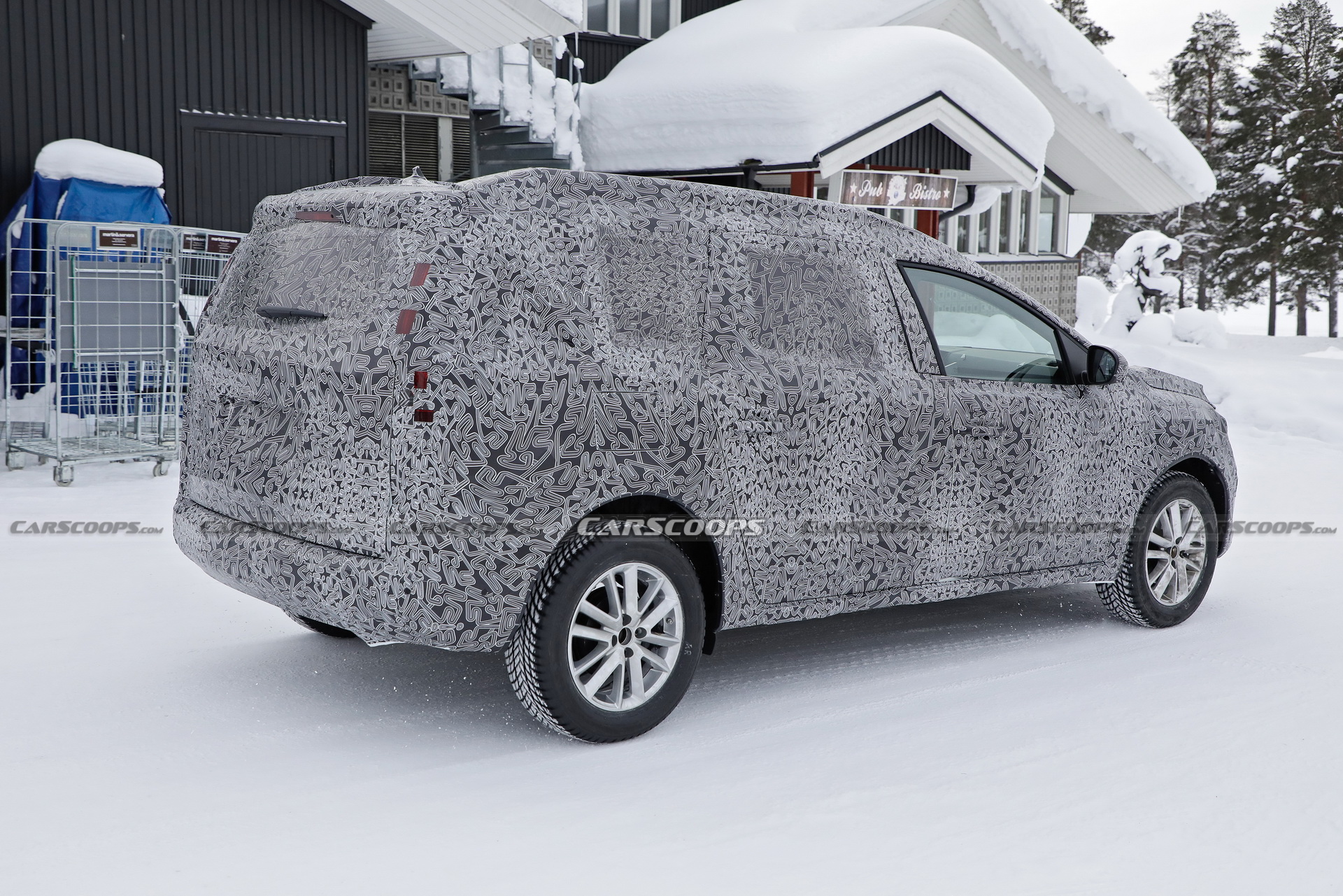 2022 Dacia Logan MCV Wagon Spied Testing For The First Time