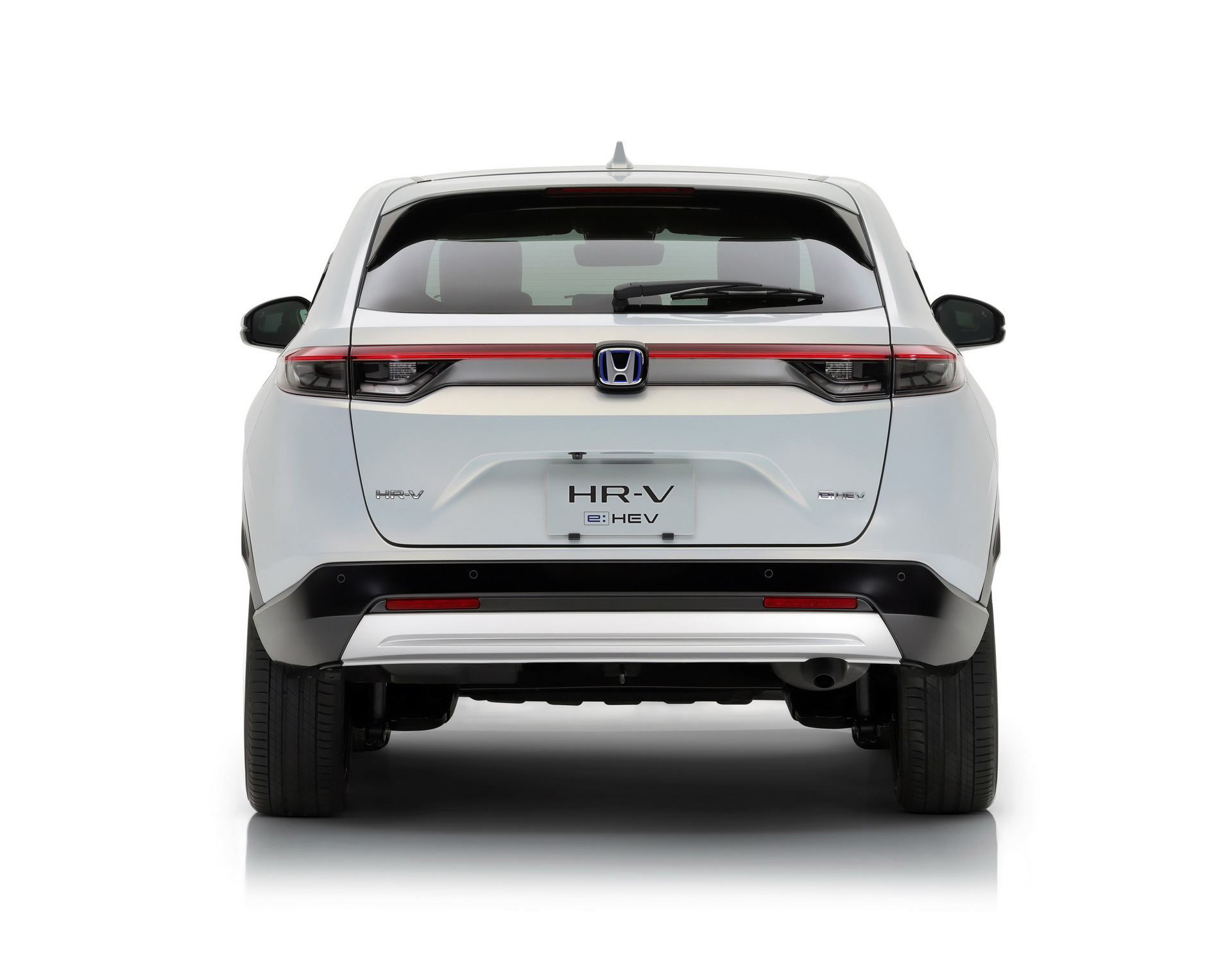 2022 Honda HR-V e:HEV Turns Into A Small Crossover Coupe With Hybrid Power