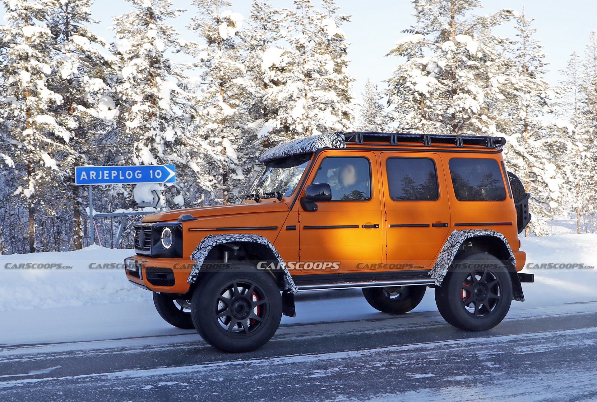 Does Bright Orange Suit The New 2022 Mercedes G-Class 4×4 Squared?