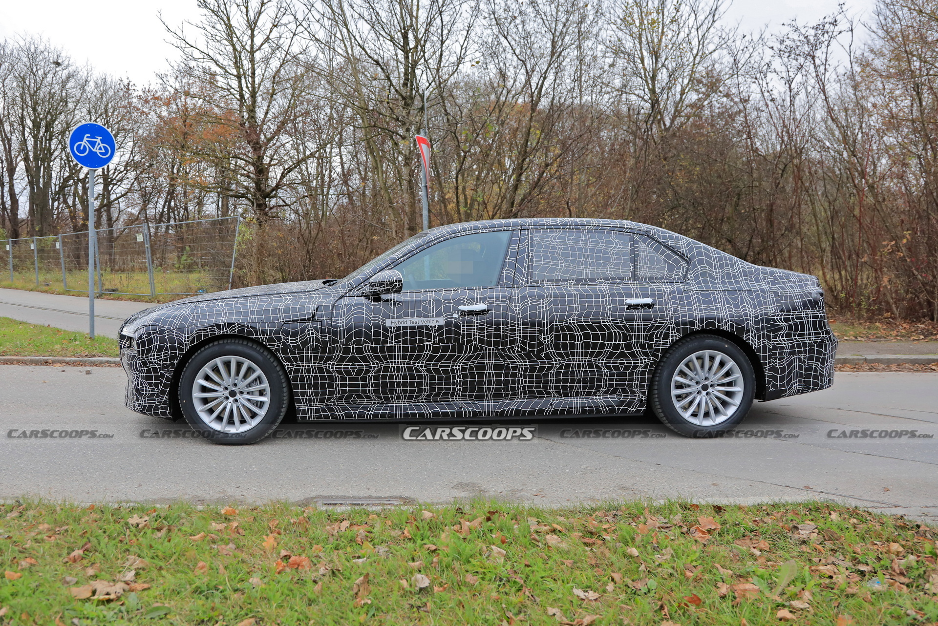 BMW Caught Testing 7-Series Alongside i7 Sporting Autonomous Drive Sensor
