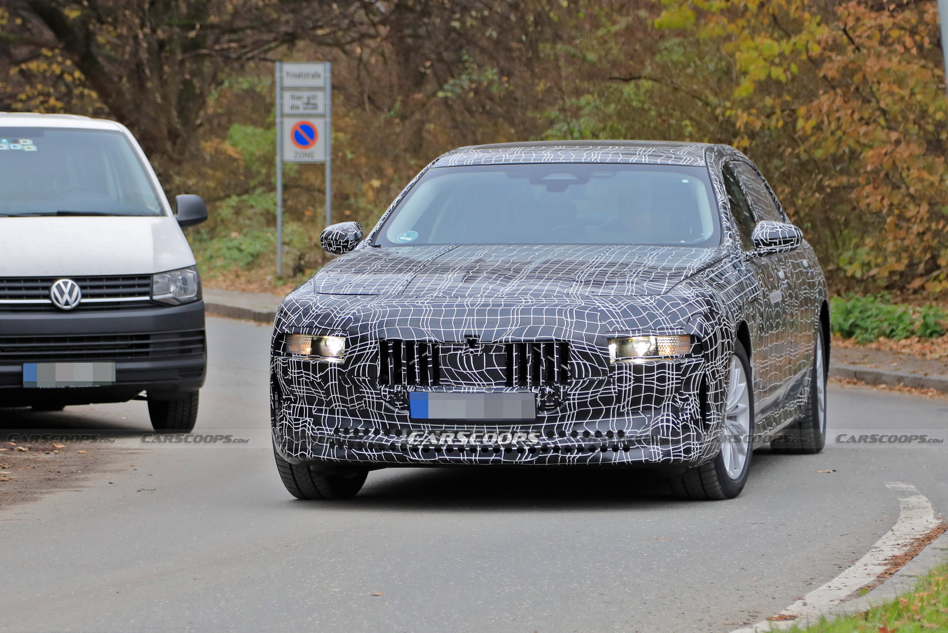 BMW Caught Testing 7-Series Alongside i7 Sporting Autonomous Drive Sensor
