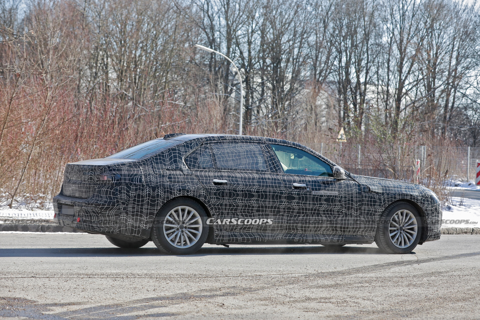 BMW Caught Testing 7-Series Alongside i7 Sporting Autonomous Drive Sensor