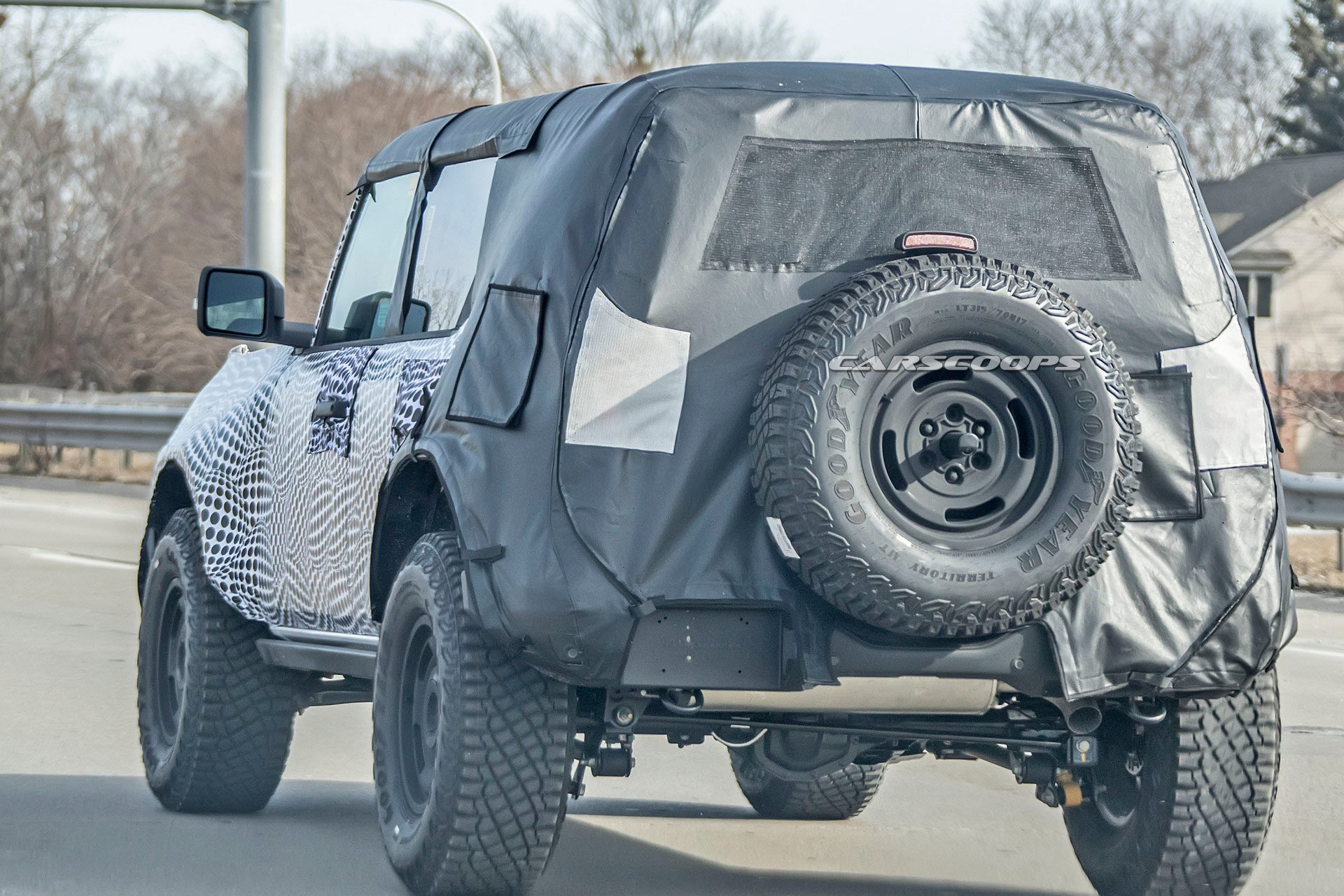 2022 Ford Bronco Heritage Edition Will Be Kicking It Old School