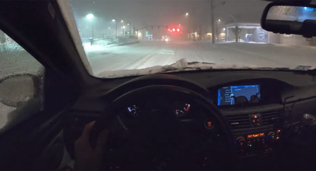 Driving a BMW E92 M3 In A Blizzard Looks Scary But Fun