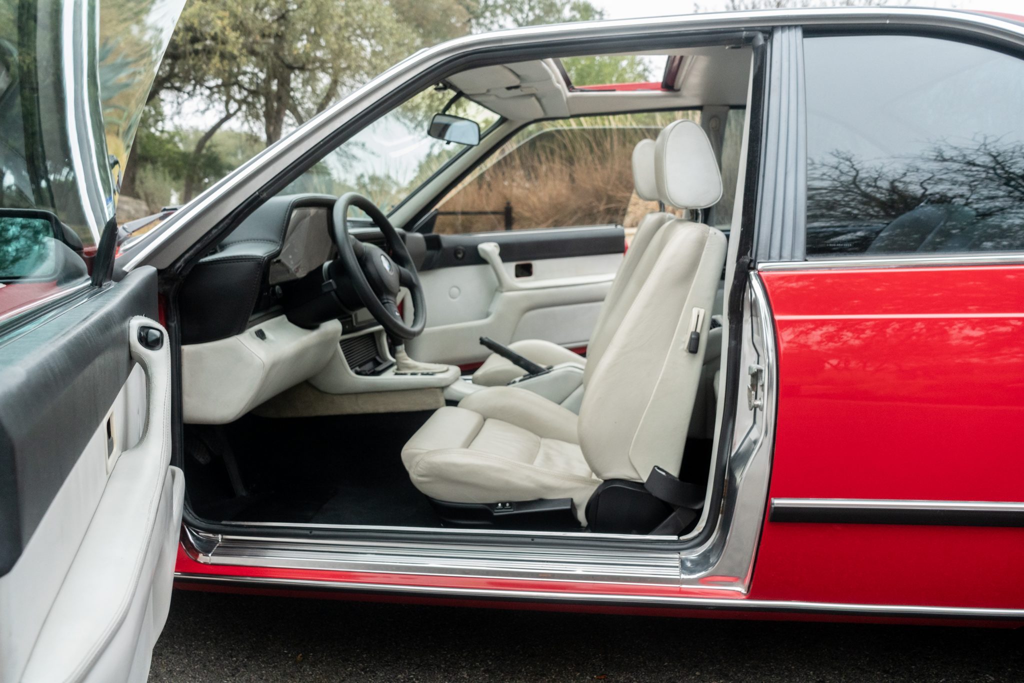 Shark-Nose 1986 M6 Shows New BMWs What Good Looks Are All About