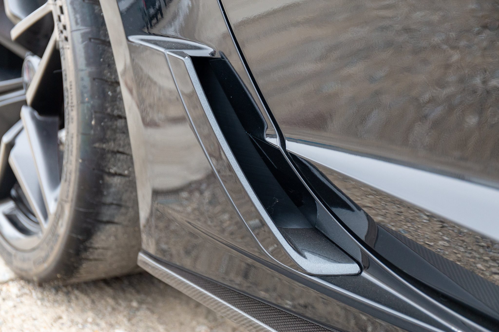 Take Over The Track With This Badass 2019 Corvette ZR1 Convertible