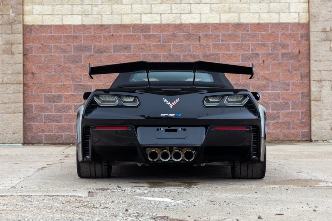 Take Over The Track With This Badass 2019 Corvette ZR1 Convertible