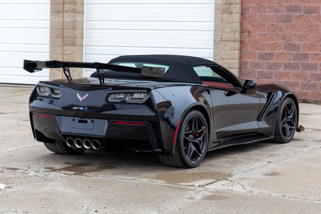 Take Over The Track With This Badass 2019 Corvette ZR1 Convertible