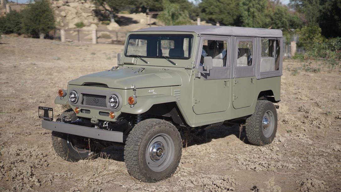Icon Overhauls An FJ44 Toyota Land Cruiser With 780,000 Miles Under Its Belt