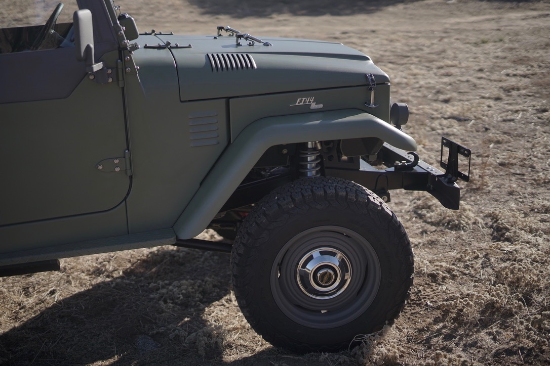 Icon Overhauls An FJ44 Toyota Land Cruiser With 780,000 Miles Under Its Belt