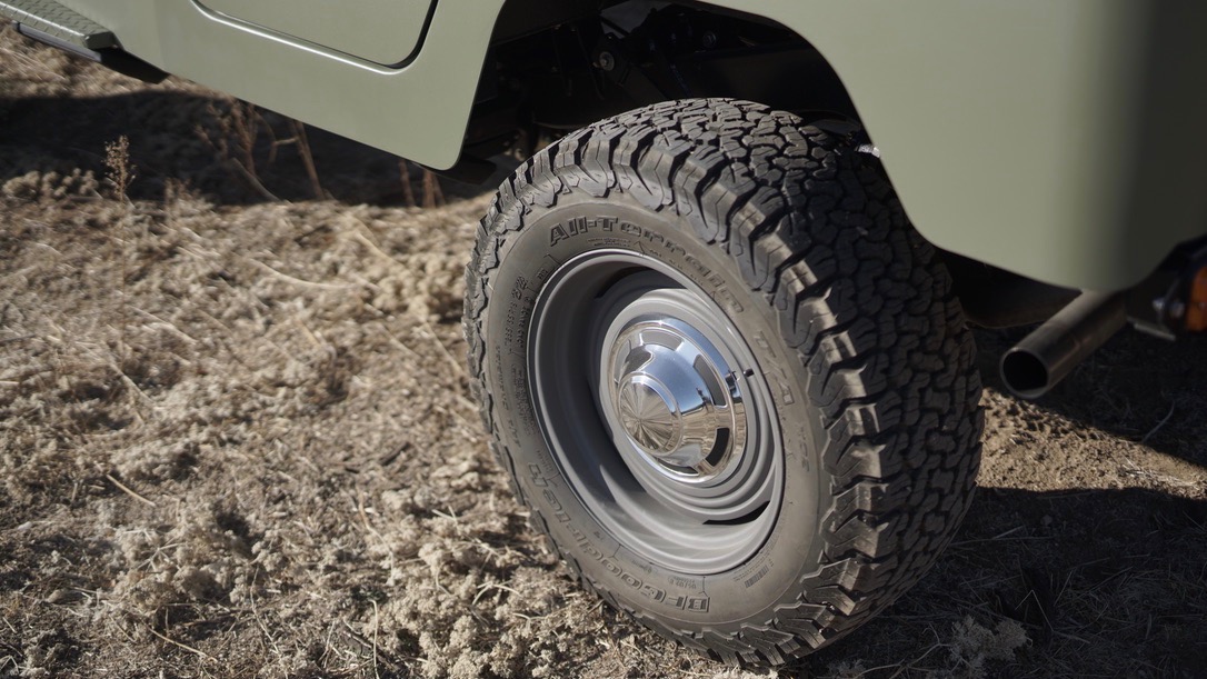 Icon Overhauls An FJ44 Toyota Land Cruiser With 780,000 Miles Under Its Belt
