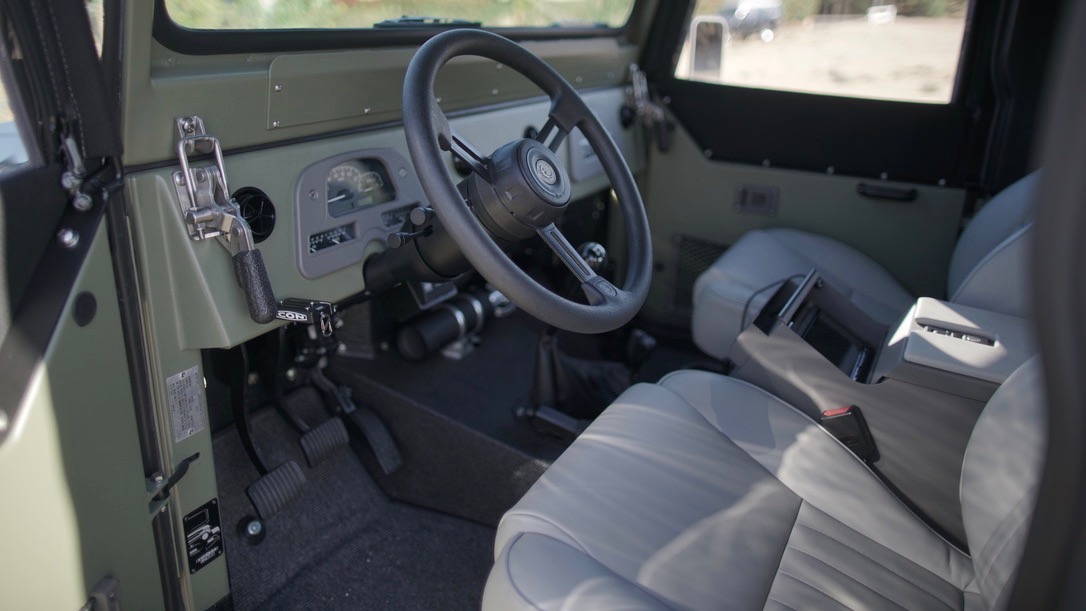 Icon Overhauls An FJ44 Toyota Land Cruiser With 780,000 Miles Under Its Belt