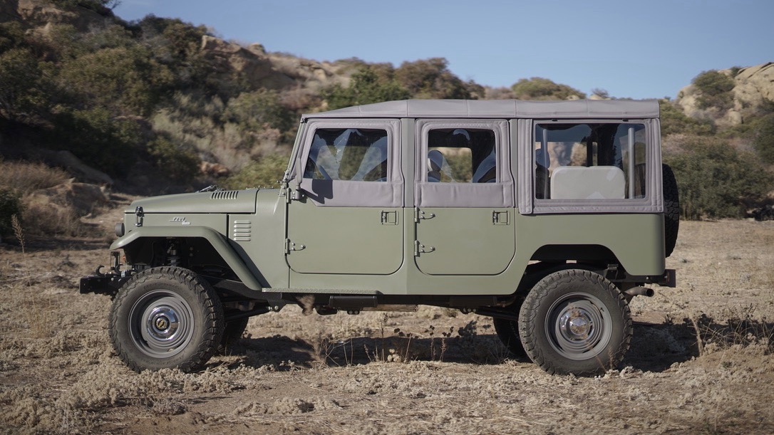 Icon Overhauls An FJ44 Toyota Land Cruiser With 780,000 Miles Under Its Belt