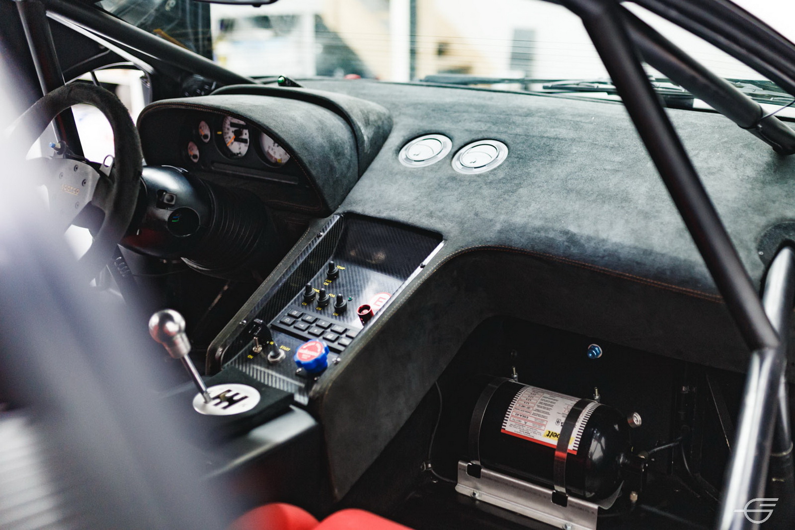 This Lamborghini Diablo SV-R Race Car Will Make Other Supercars Go Look For Their Mommy