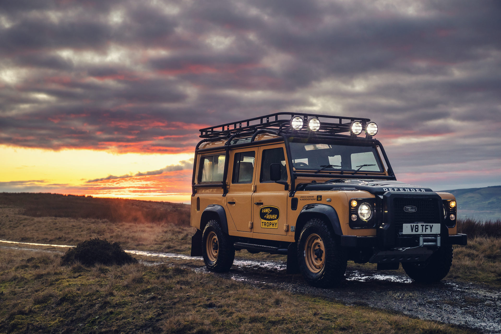 Land Rover Classic Unveils Limited-Run $270,000 Defender Works V8 Trophy