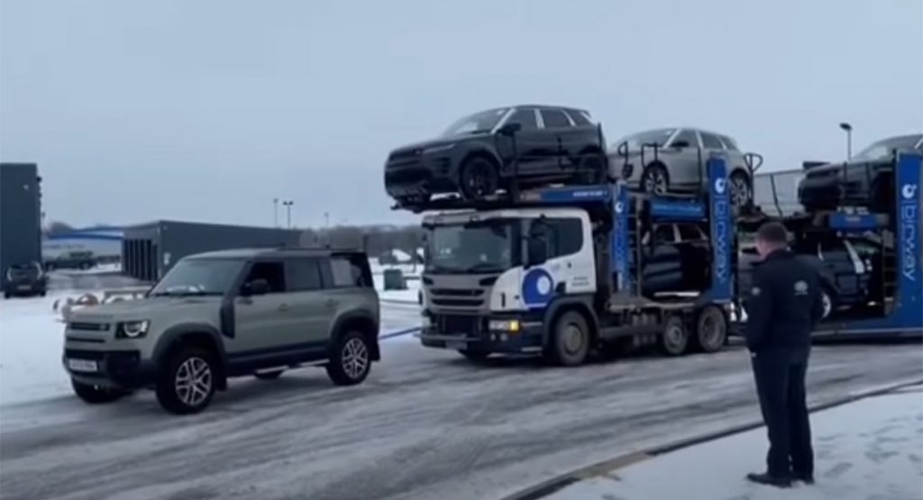  Land Rover Defender Tows A Massive Car Transporter On Ice With Ease