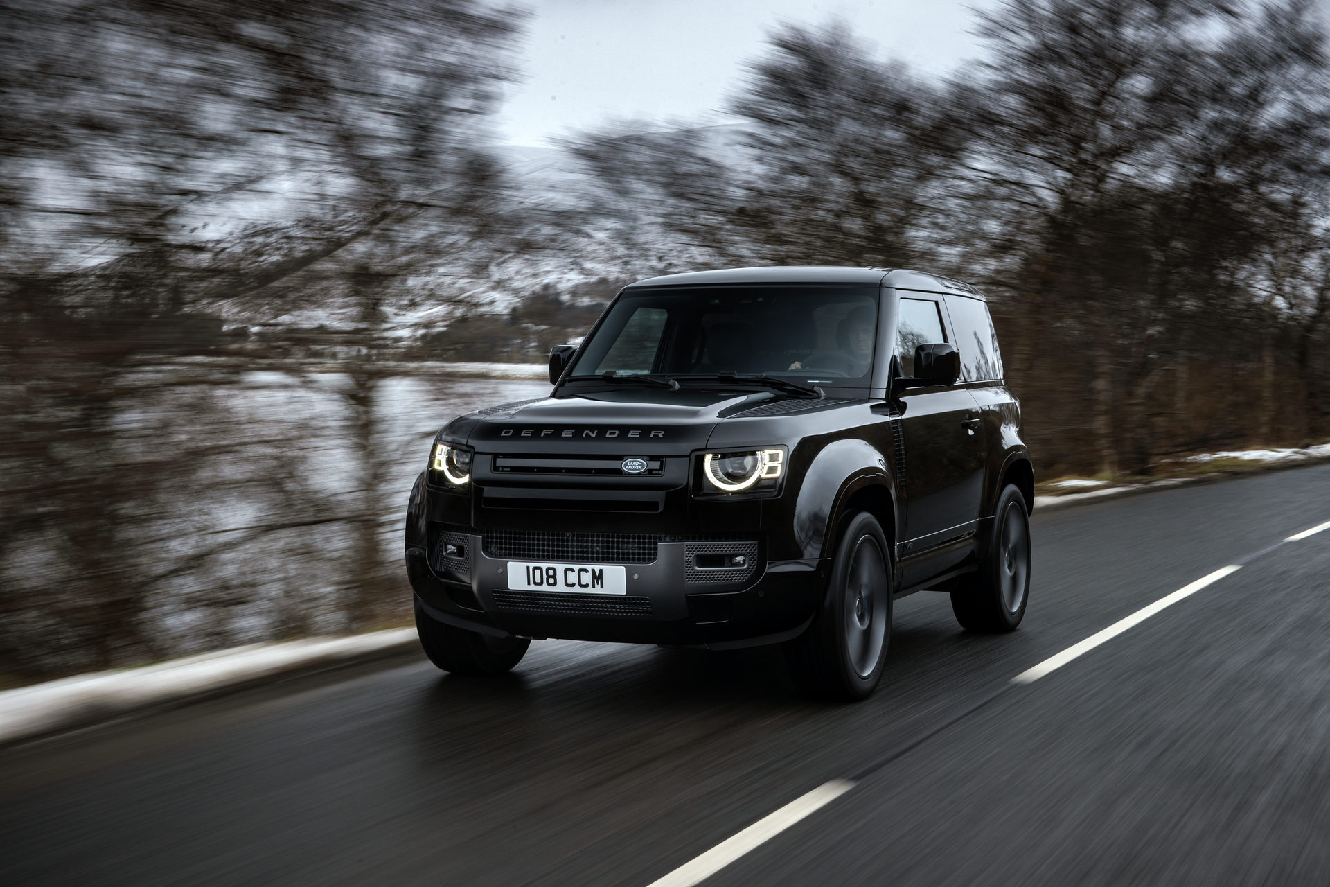 New 2022 Land Rover Defender V8 Lands With 518 HP