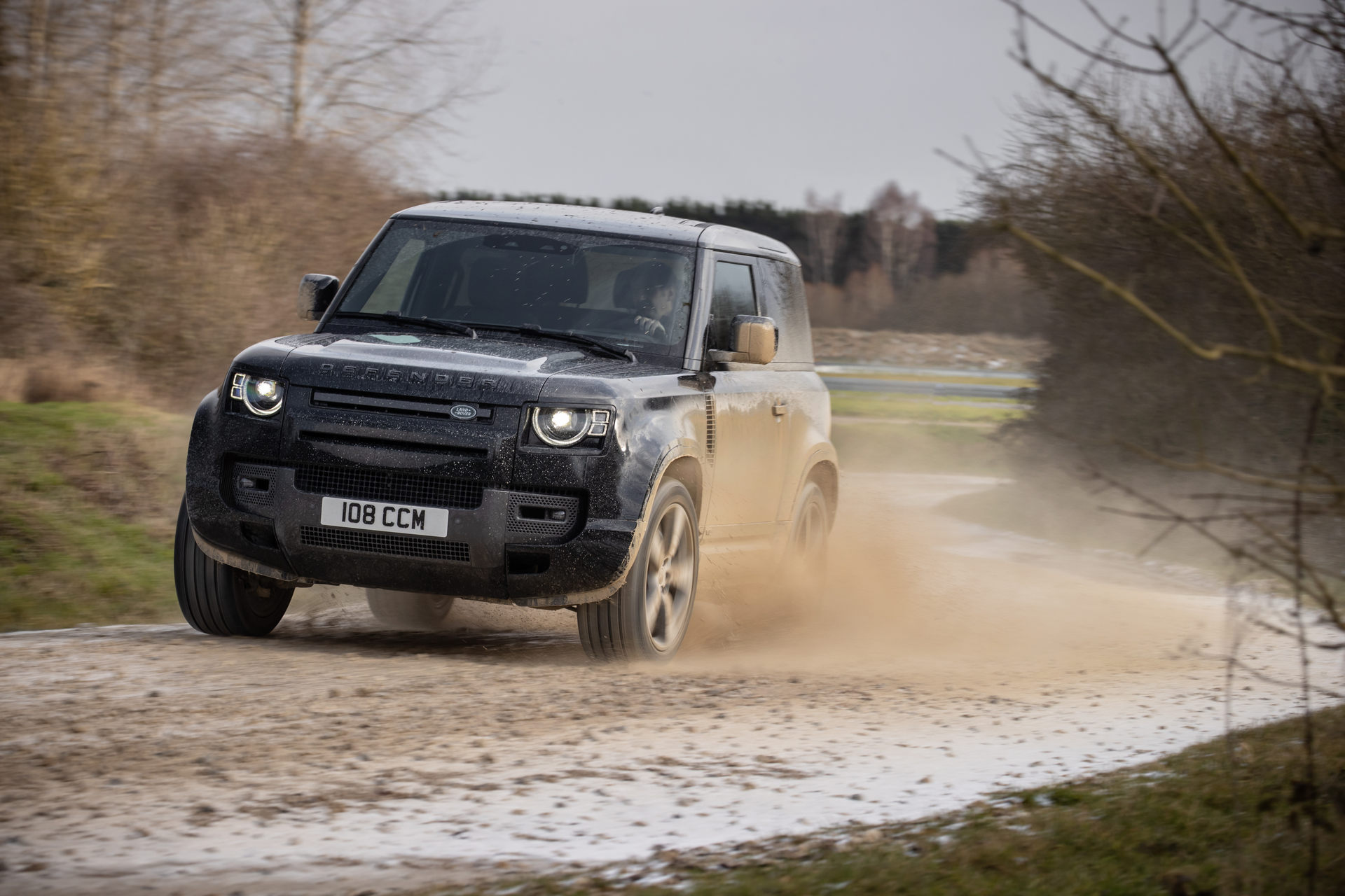 New 2022 Land Rover Defender V8 Lands With 518 HP