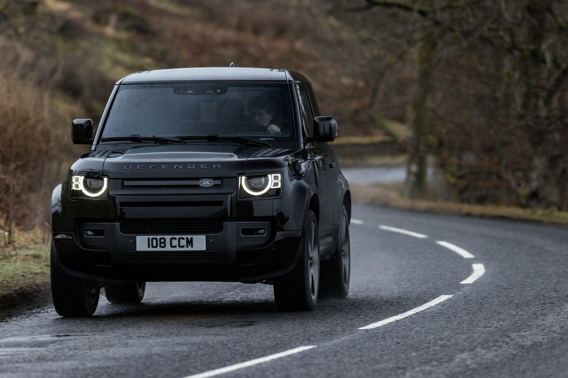 New 2022 Land Rover Defender V8 Lands With 518 HP