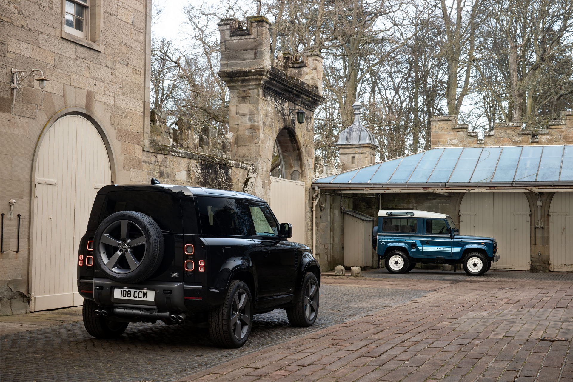 New 2022 Land Rover Defender V8 Lands With 518 HP