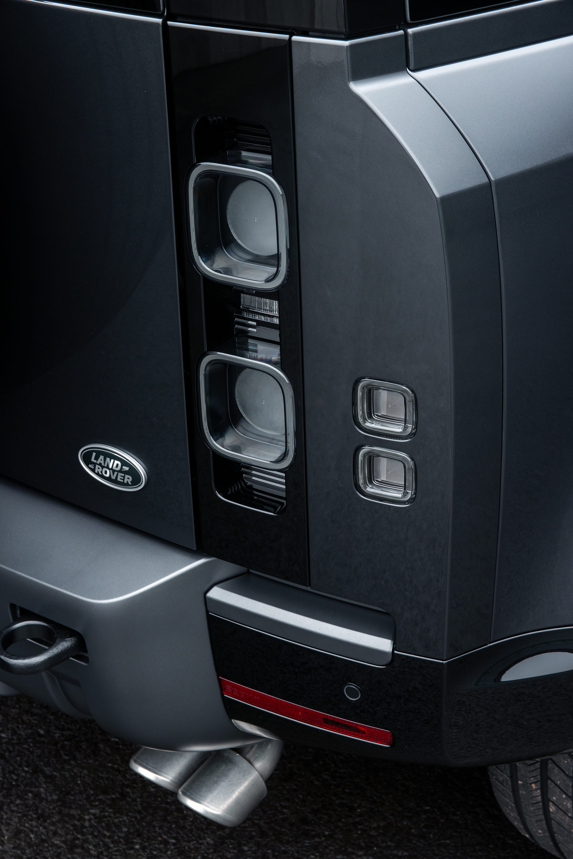 New 2022 Land Rover Defender V8 Lands With 518 HP