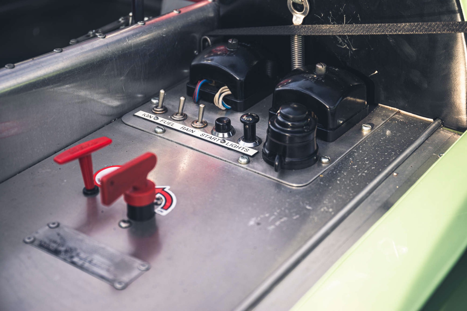 1960 Lotus 19 Raced By Graham Hill, Jim Clark, And Stirling Moss To Go Under The Hammer