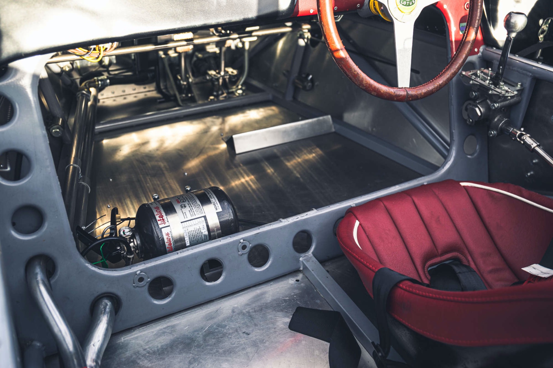 1960 Lotus 19 Raced By Graham Hill, Jim Clark, And Stirling Moss To Go Under The Hammer