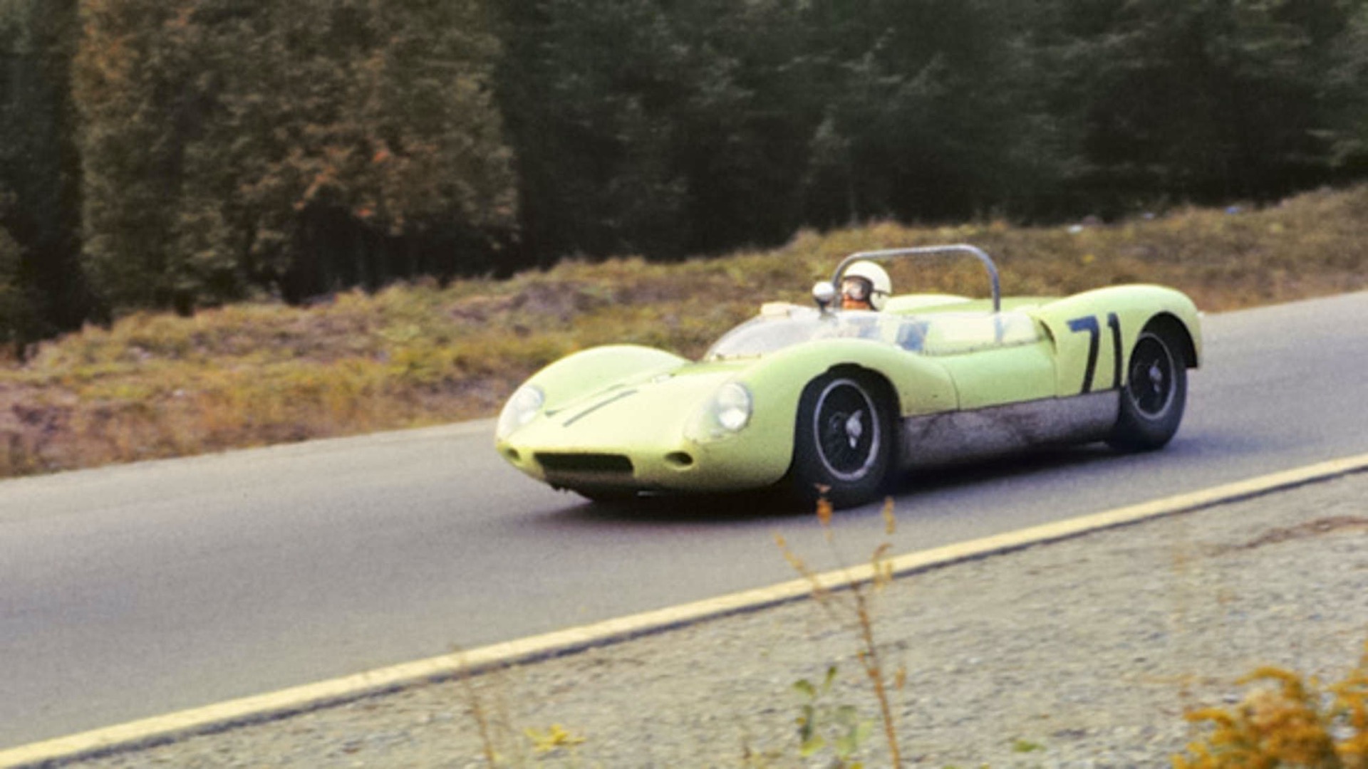1960 Lotus 19 Raced By Graham Hill, Jim Clark, And Stirling Moss To Go Under The Hammer